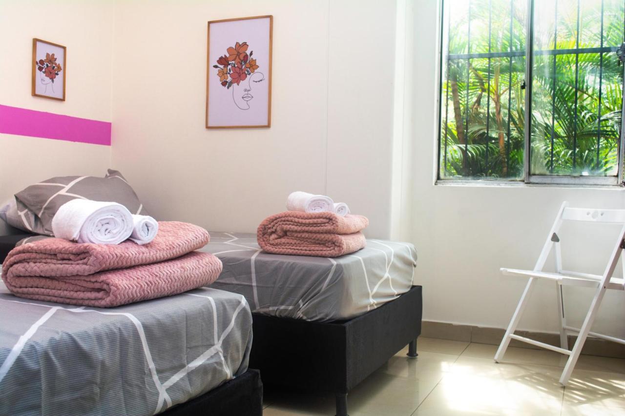Apartmán El Jardin De Manila Medellín Exteriér fotografie